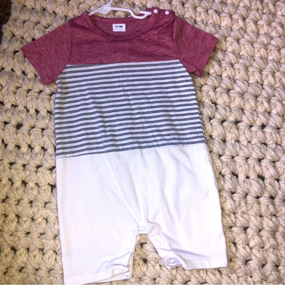Cute Maroon / Striped Body Suit 12-18m